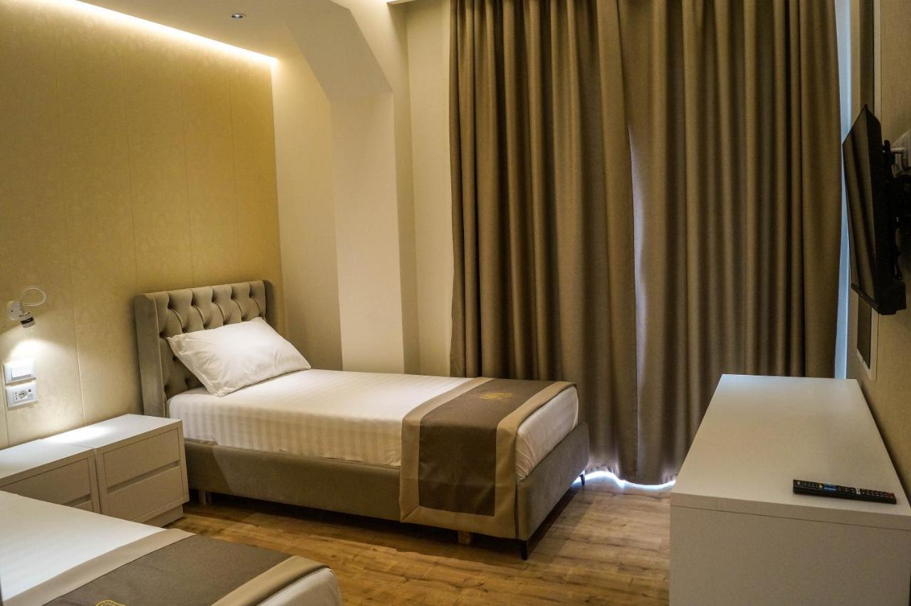 Red Hill Hotel Patza-Kuqani Exterior foto